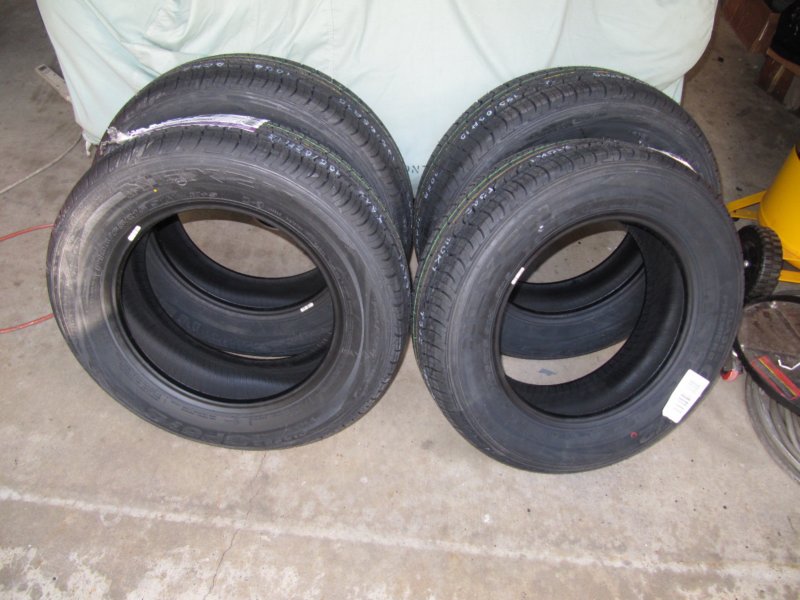 fournewtires.jpg